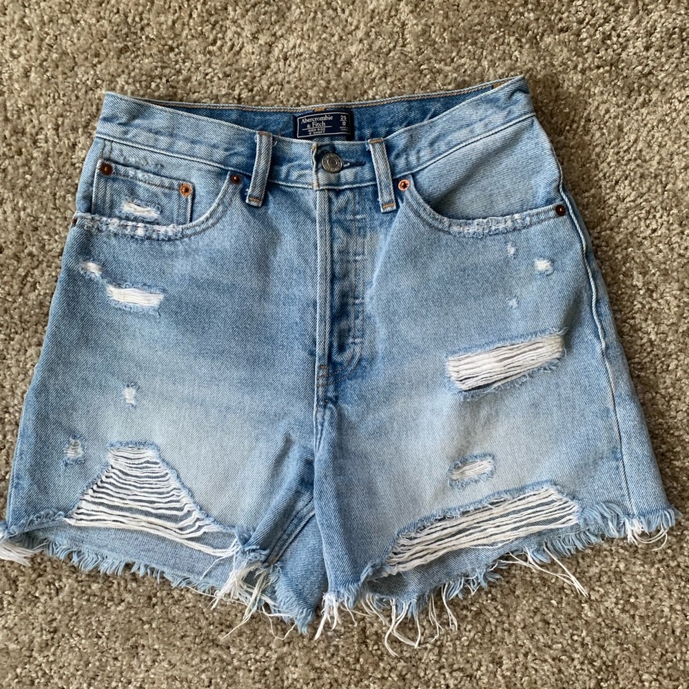 Abercrombie 4” Shorts